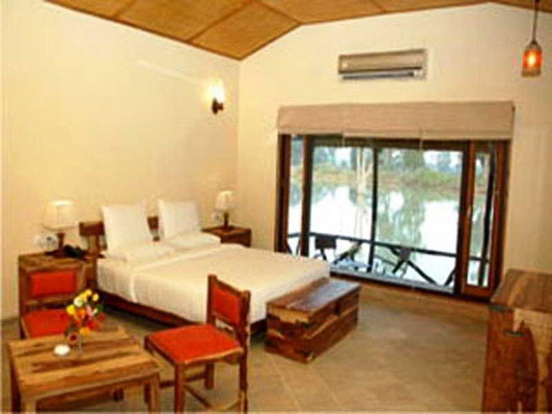Tiger Lagoon Hotel Bandhavgarh National Park Екстериор снимка